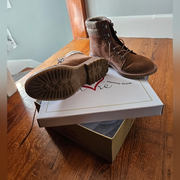 Women's boot - Picture 4 of 4